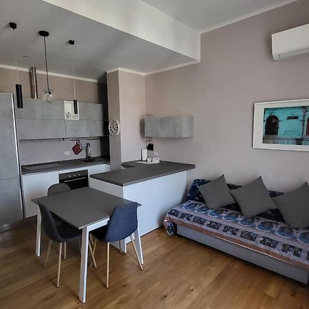 Central And Cosy Apartament Bologna Exterior photo