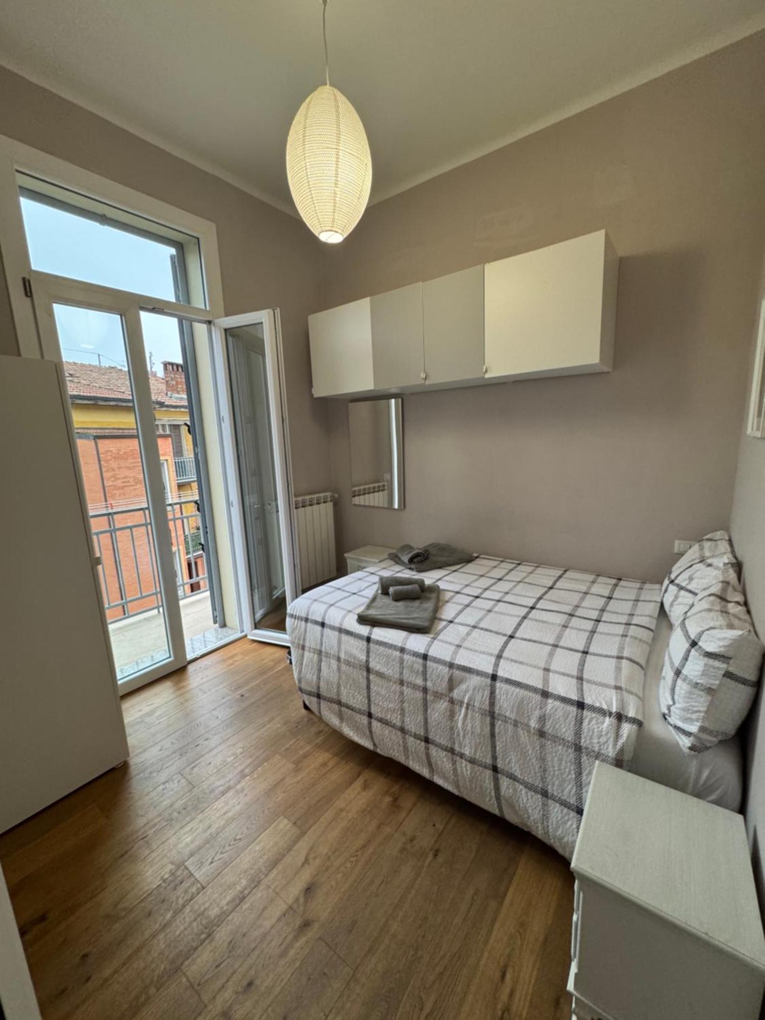 Central And Cosy Apartament Bologna Exterior photo